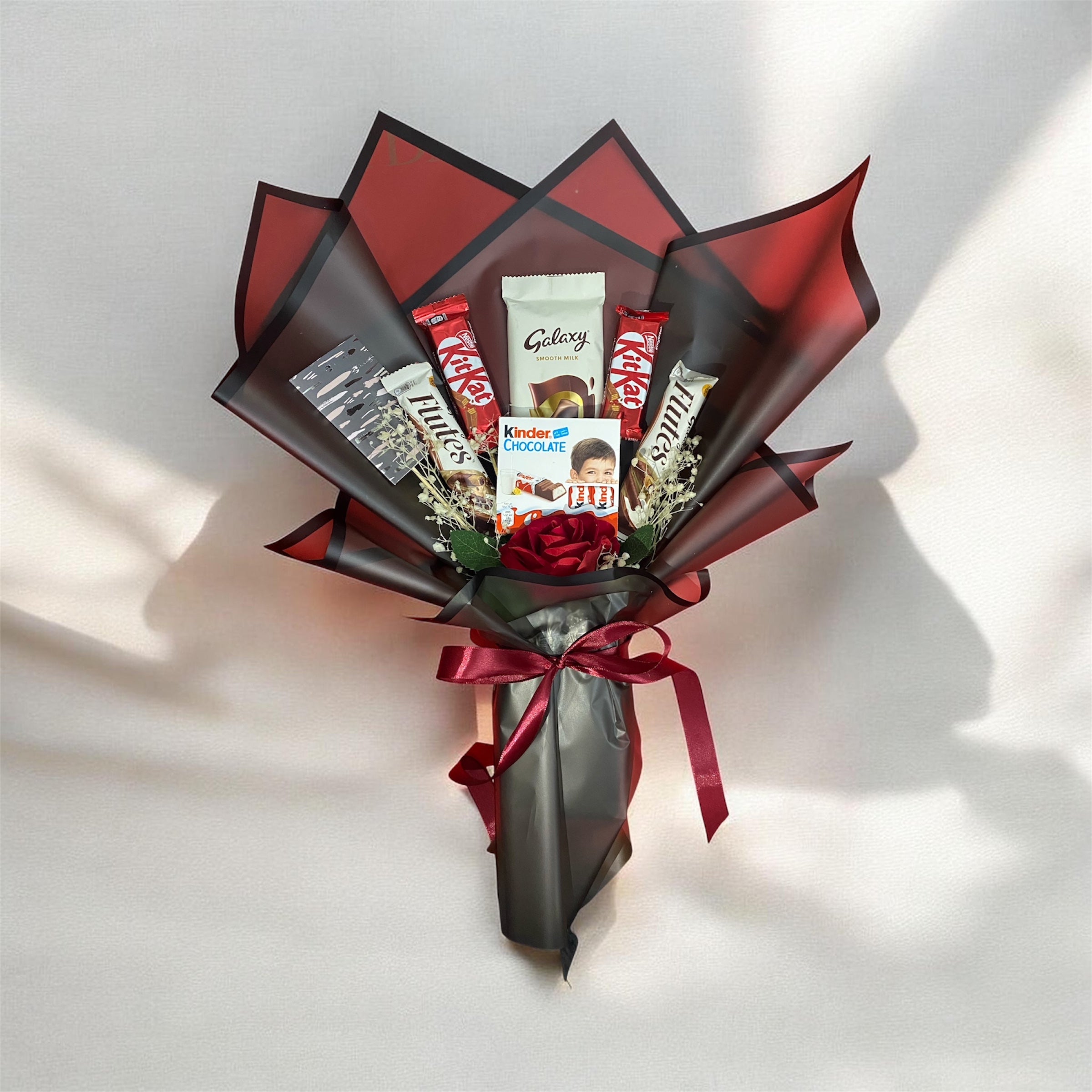Luxury Chocolate Bouquet with Red Rose Accent – Mixed Chocolate Bar Gift Arrangement